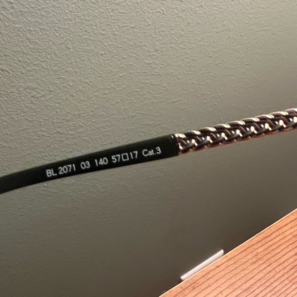 Balmain Sunglasses Chain Link Sturdy great condition - Picture 8 of 10